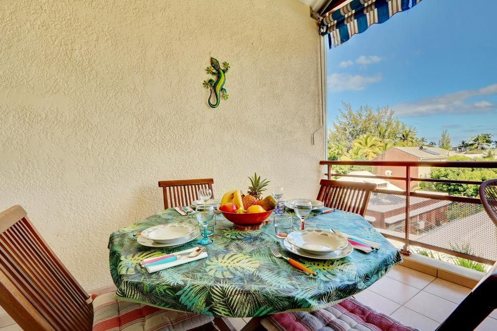 Le Kazuarina · Superbe ! Le Kazuarina, beau F3 à 50m du lagon - 94