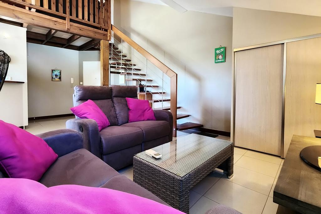 Le Kazuarina · Superbe ! Le Kazuarina, beau F3 à 50m du lagon - 70