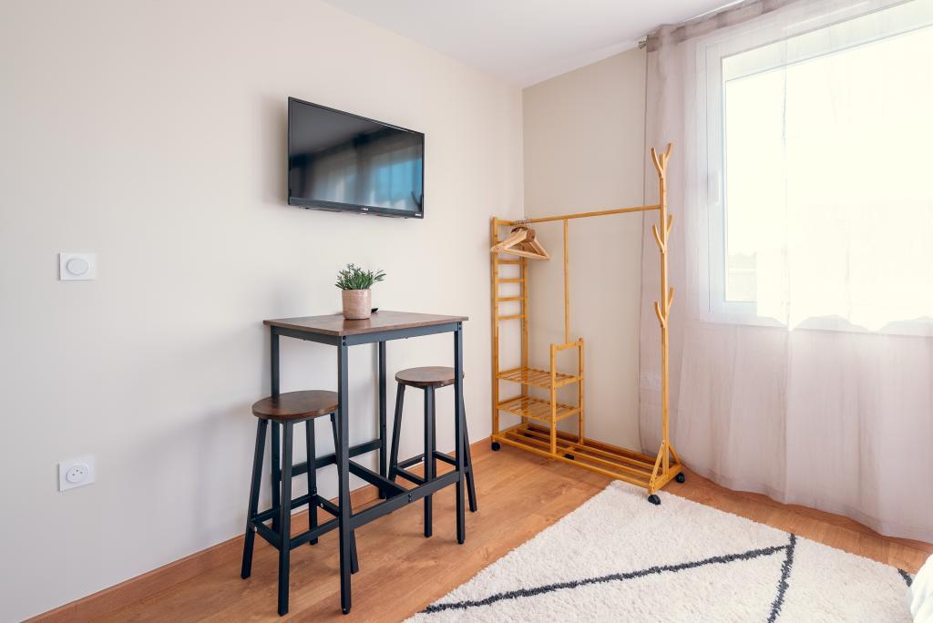 La simplicité, rénové et chaleureux - 7