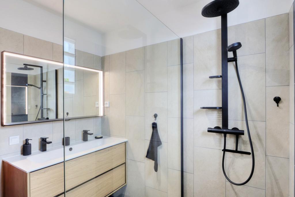 Le Poinsettia d’Or – Élégance & vue panoramique - 23