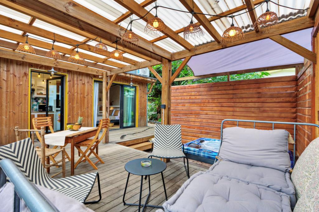 Ti’Kaz Mère • Studio Luxe + Jacuzzi Privatif - 17