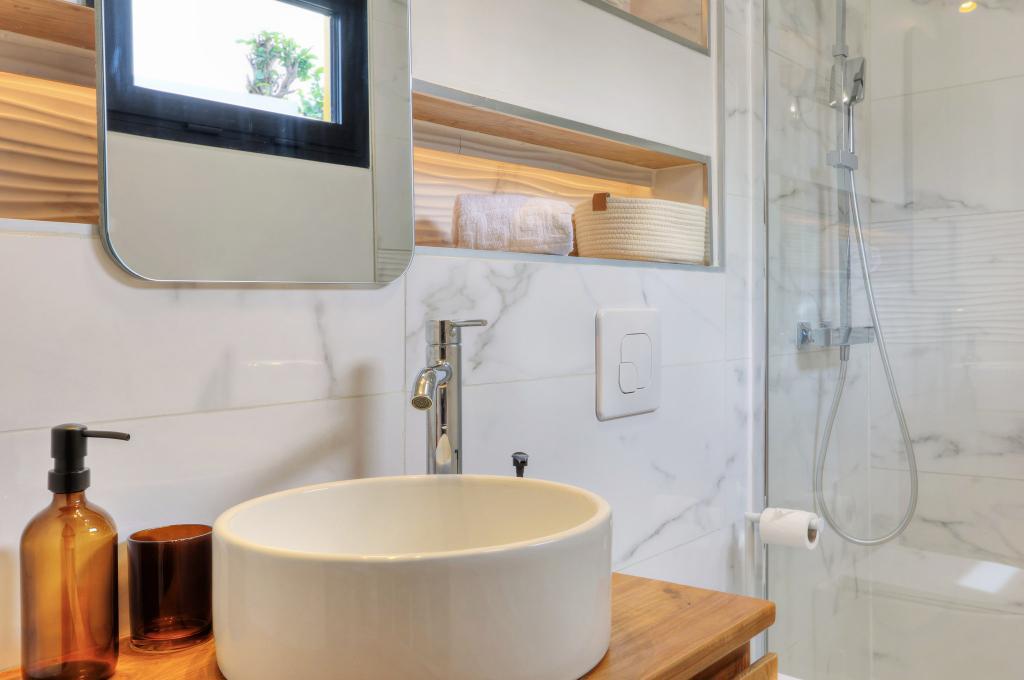 Ti’Kaz Mère • Studio Luxe + Jacuzzi Privatif - 29