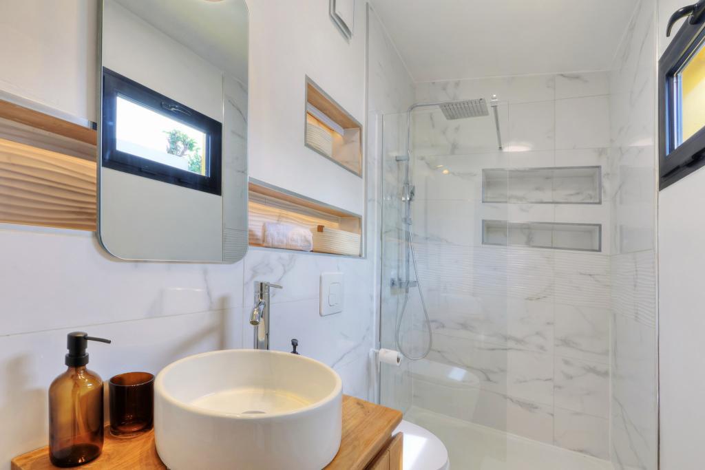 Ti’Kaz Mère • Studio Luxe + Jacuzzi Privatif - 31