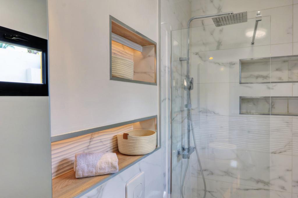 Ti’Kaz Mère • Studio Luxe + Jacuzzi Privatif - 32