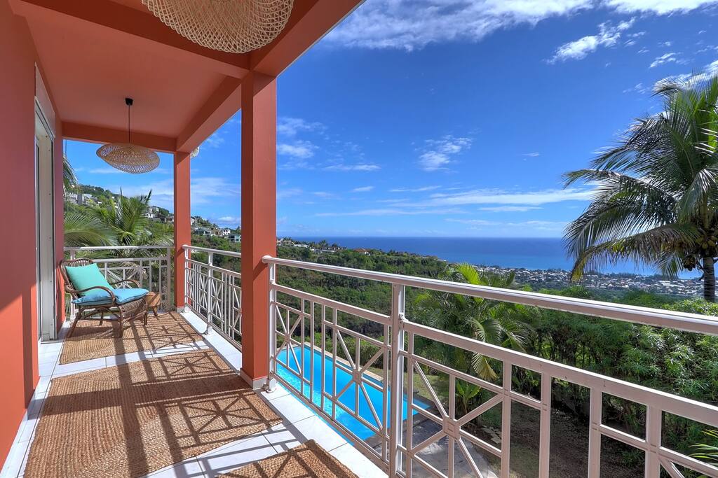 Maison Divon Luxueuse Villa Exotique face à l'Océan avec piscine chauffée - 25