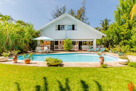 Le Paradis des Letchis - Piscine XXL, L'ermitage - 1