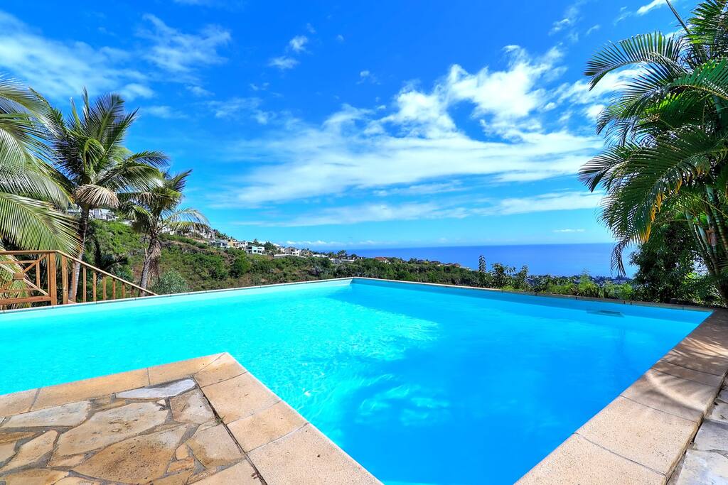 Maison Divon Luxueuse Villa Exotique face à l'Océan avec piscine chauffée - 14