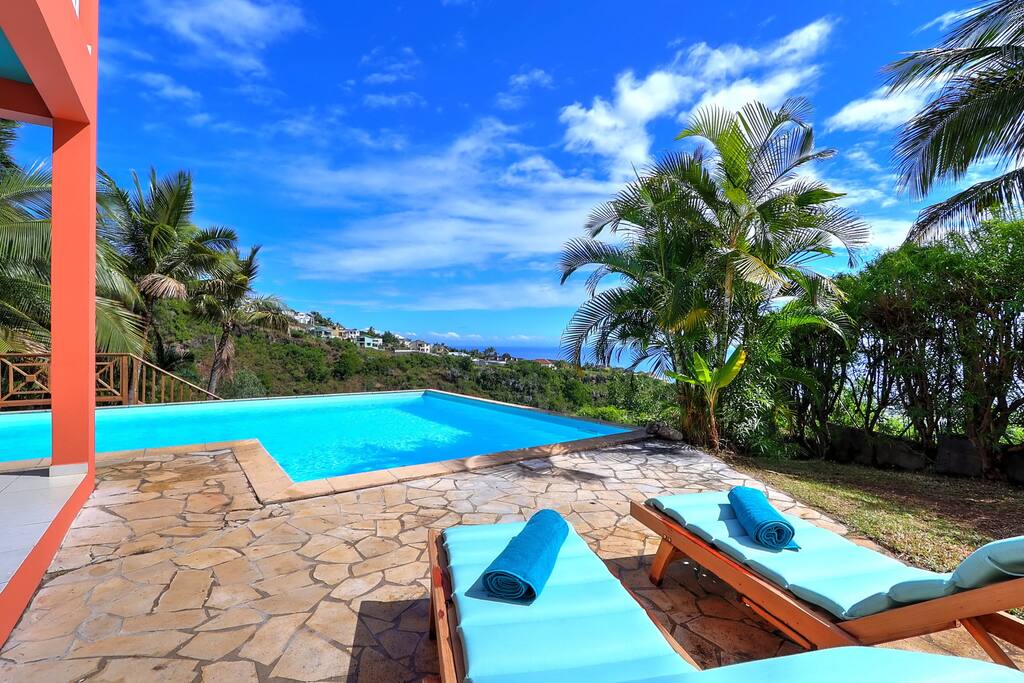 Maison Divon Luxueuse Villa Exotique face à l'Océan avec piscine chauffée - 10