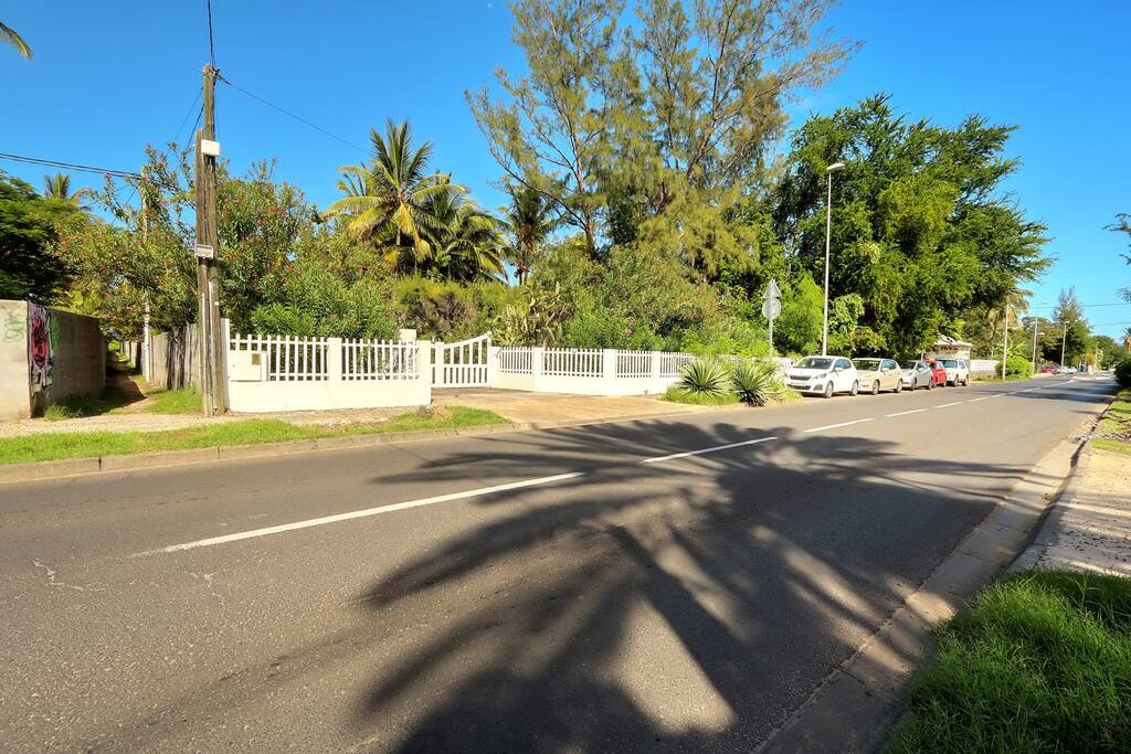 Le Kazuarina · Superbe ! Le Kazuarina, beau F3 à 50m du lagon - 31