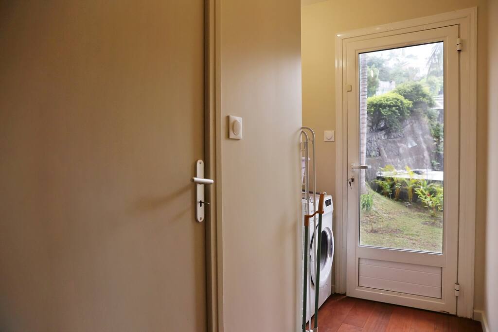 Maison Divon Luxueuse Villa Exotique face à l'Océan avec piscine chauffée - 37