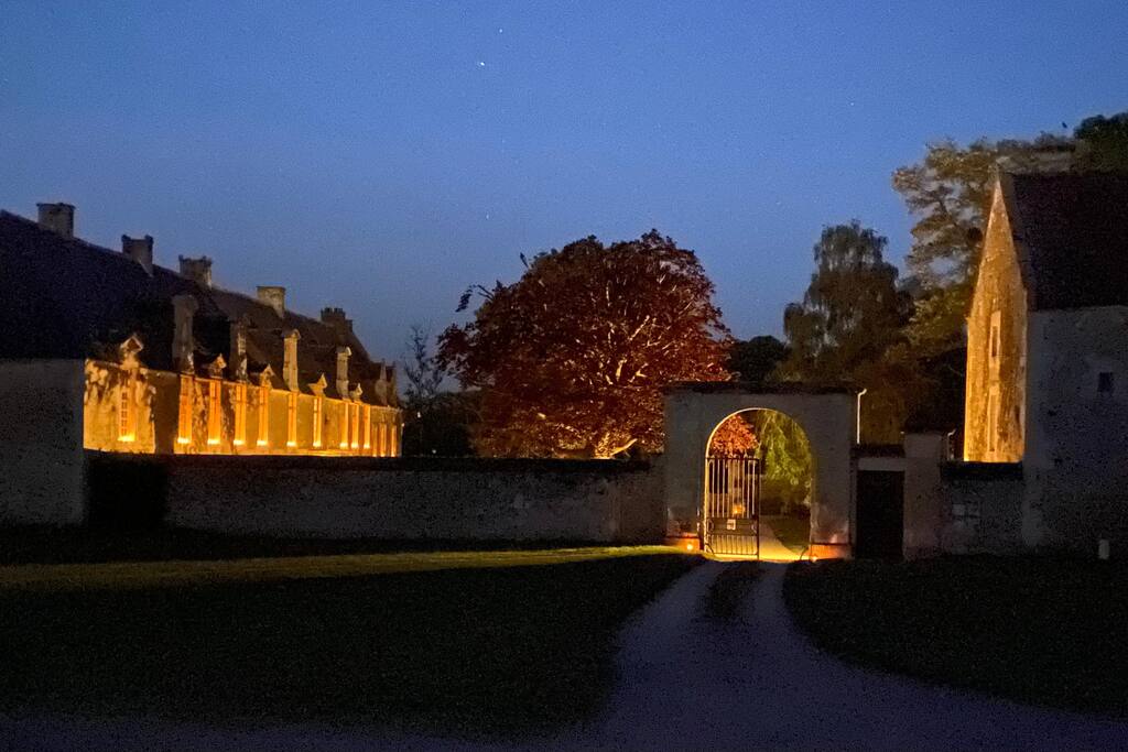 Le Château de Grisy avec Chef et Services