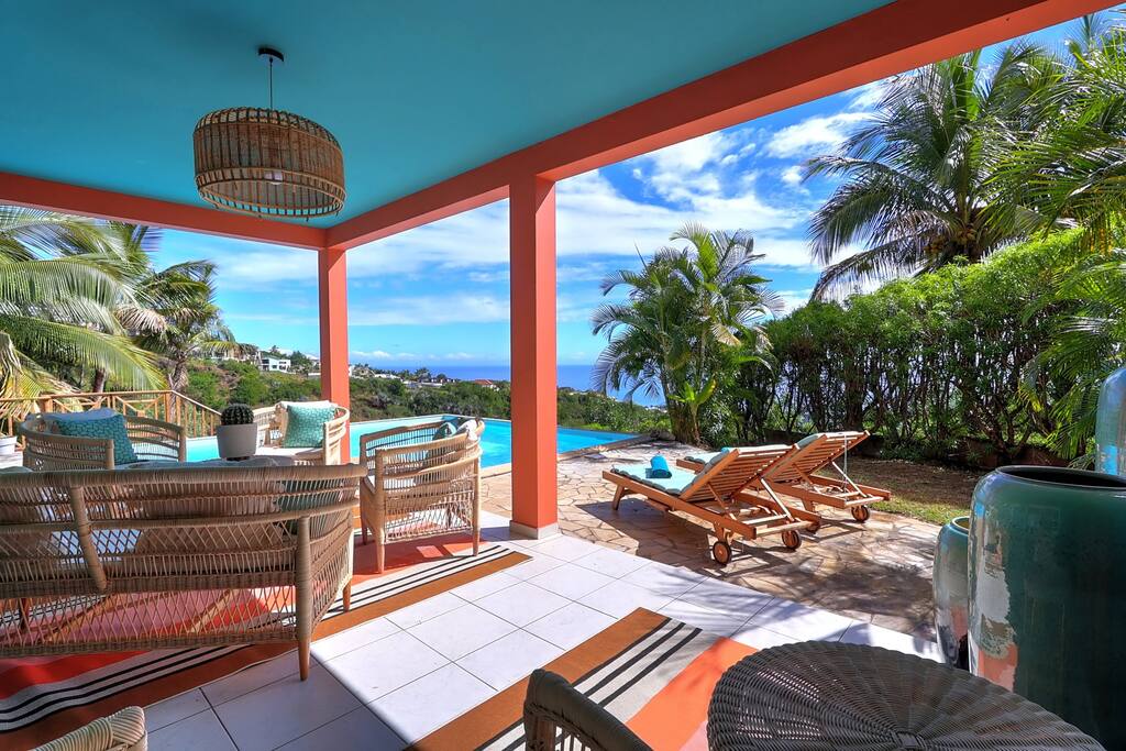 Maison Divon Luxueuse Villa Exotique face à l'Océan avec piscine chauffée - 13